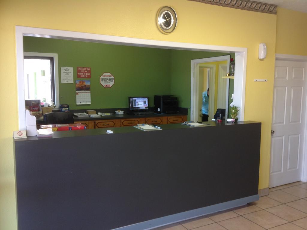 Relax Inn Canton Extérieur photo